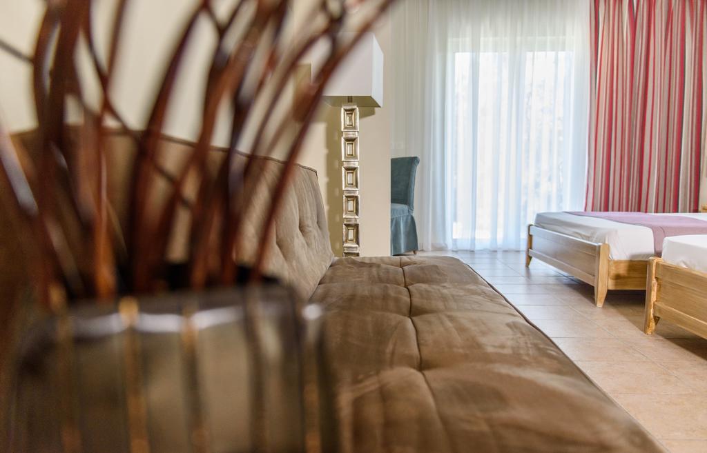 Alkion Hotel Kriopigi Luaran gambar